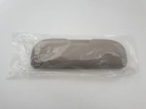 Portagafas ORIGINAL de Dacia Sandero I y Logan I (2007-2012) 8200826850 - Picture 1 of 9