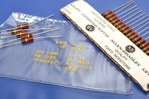 5x Allen Bradley Kohlemasse-Widerstand 220 Ohm / 1 W, Tube Amps Resistor, NOS - Picture 1 of 3