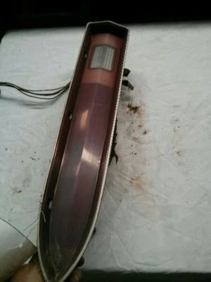 DRIVER LEFT TAIL LIGHT EXC. STATION WGN EXECUTIVE FITS 70 PONTIAC 154666 - Изображение 1 из 3