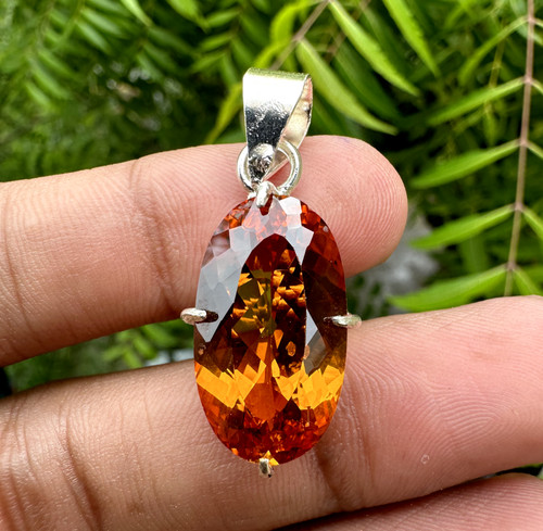 VETEMENTS Ciondolo argento massiccio 925 pietra preziosa sfusa zaffiro arancio naturale certificato 28 CT