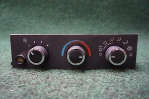 2019 2020 2021 2022 2023 GMC SAVANA AC Control OEM 84793088 - Picture 1 of 11
