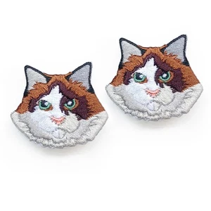 2pcs Brooch Backpack Tote Bag Pin Embroidery Cartoon Lifelike Ragdoll Cat Unique - Picture 1 of 4