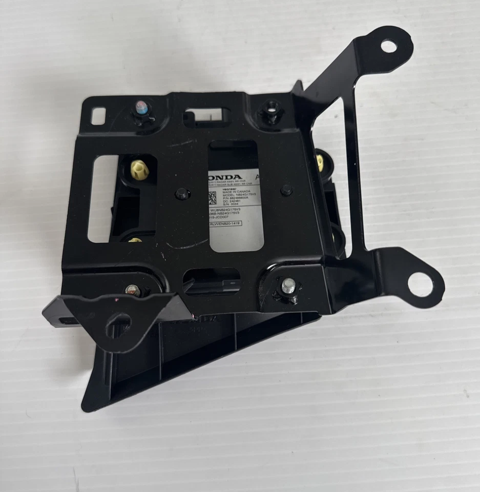 2023 - 2025 Honda HR-V Left Blind Spot Radar Sensor 8S461-3W0-A11 OEM K0053 - Image 1 of 4