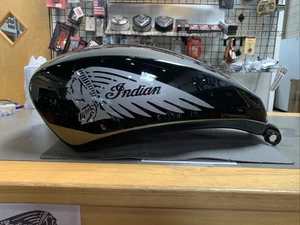 2021 Indian Challenger Gas Tank Thunder Black #1025429-1545 - Picture 1 of 9