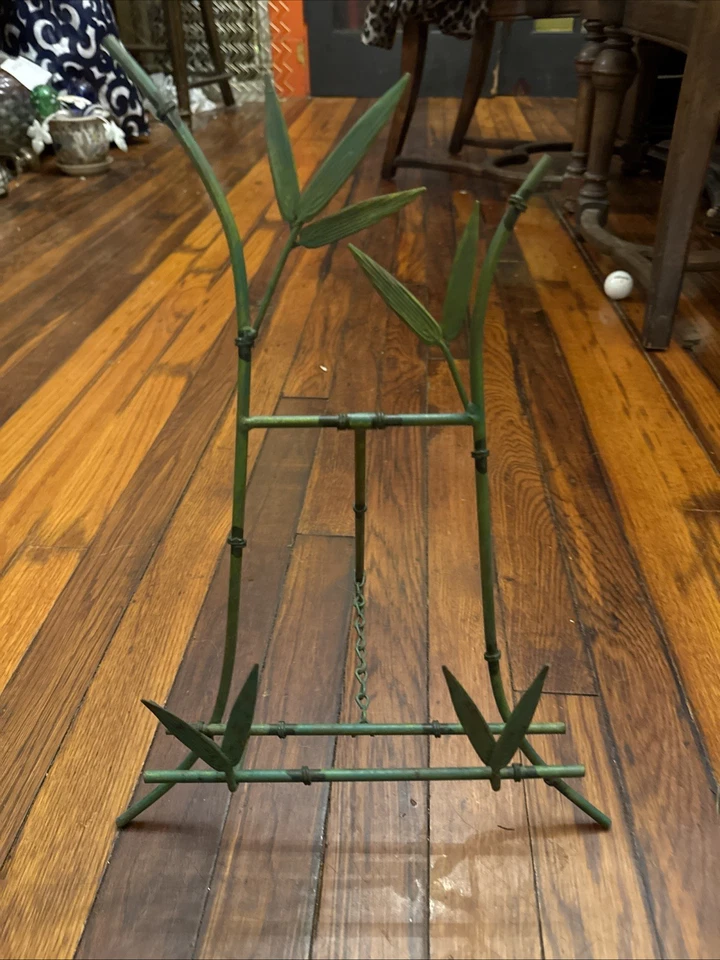 Vintage Faux Bamboo Green Metal Tabletop Easel Art Photo Plate Stand 15”H - Image 1 of 4