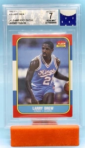 Parche Fleer Jersey Fusion Larry Drew #25 1986-87 BGS 7 - Imagen 1 de 2