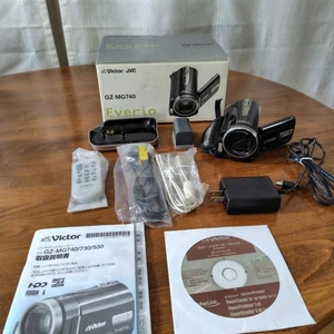 Victor Everio MZ-MG740 HD Camcorder 7MP CCD Laser Touch Operation with Spare Ba - Picture 1 of 7