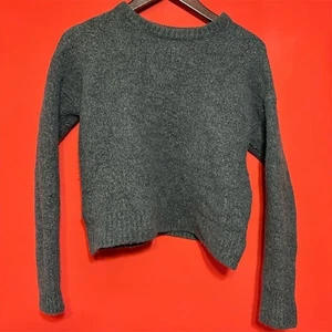 Skull Cashmere Women's Cropped Gray Pullover Sweater OS - Picture 1 of 8