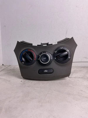 Calefacción A/C Control HYUNDAI ACCENT 12 13 14 Foto 1 de 4
