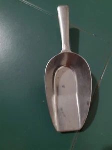 VINTAGE MINIATURE 2" POLISHED TIN FLOUR SCOOP MADE IN Italy #1107/2 Small Coffe - Bild 1 von 5