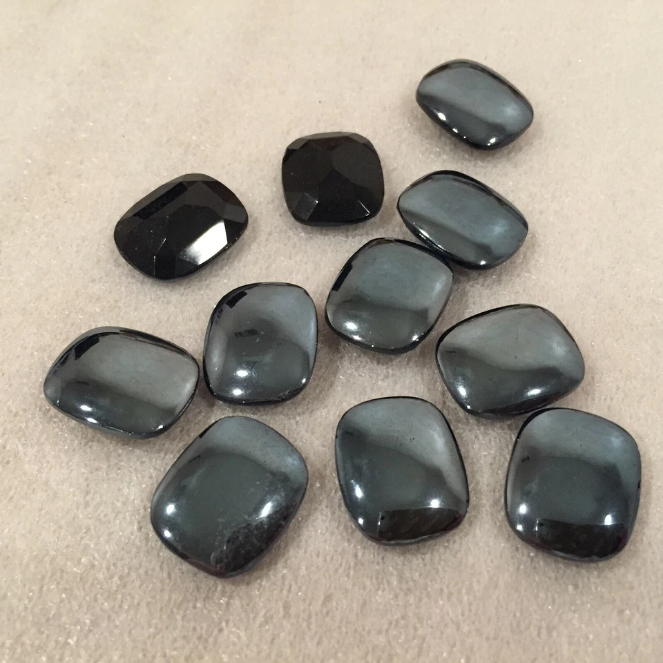 ER39 18x15mm Cojín Hematita Cristal Joyas, Tapa Curvada, Parte Trasera Facetada Sin Láminar (20) Foto 1 de 1