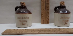 EMPTY mini JUG - SALT & PEPPER - Milwaukee County Zoo - SOUVENIR - P C A made - Picture 1 of 10