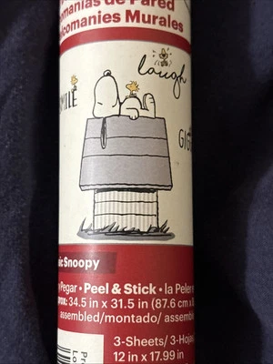 Calcomanías de pared negras/grises Lambs & Ivy Classic Snoopy con Woodstock y casa para perros nuevas Foto 1 de 4