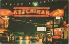 Vintage Ketchikan Alaska Nachtszene Autos Lachs Neonlichter Postkarte B989