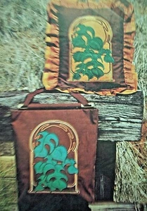 Split-Leaf Philodendron applique purse pillow pattern - Picture 1 of 2