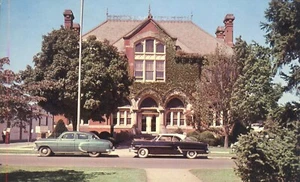 City Hall Dover Delaware Postcard - Picture 1 of 2