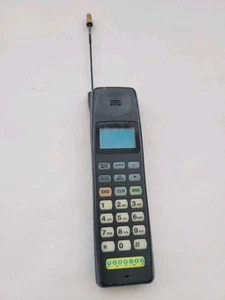 Vintage Peoples Phone Mobile Phone - UNTESTED - TV/FILM PROP? - Picture 1 of 6