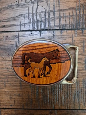 Hebilla de cinturón de marquetería de madera para caballos y ponis Von West Foto 1 de 4