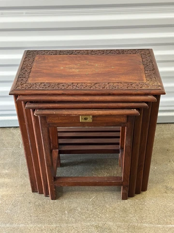 Thomasville Solid Mahogany Rectangular Nesting Tables Hand Carved Set of 4 Cover