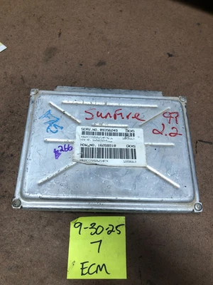 00-02 Chevrolet Cavalier Pontiac Sunfire Módulo de control del motor 2,2 L ECM 16268310 Foto 1 de 4