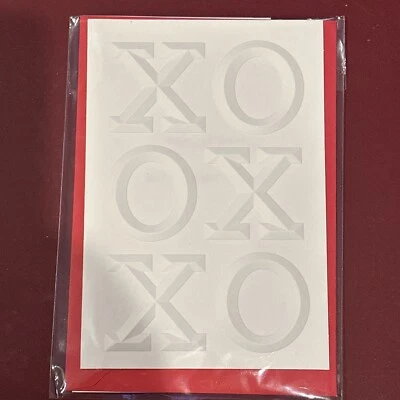 Tarjeta Hallmark Signature HALLMARK XOXO DÍA DE SAN VALENTÍN en relieve Foto 1 de 3