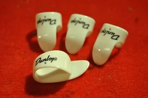 LOT DE 4 ONGLETS GAUCHER POUCE ET DOIGT DUNLOP NYLON BLANC -  9021 + 9013 - Picture 1 of 5