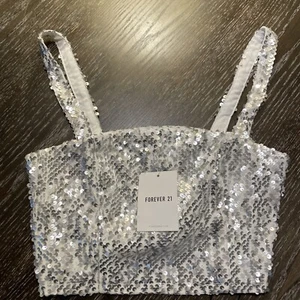 Women’s Silver Sequin Cropped Top Short Tank Forever 21 Size Small NWT New - Picture 1 of 6