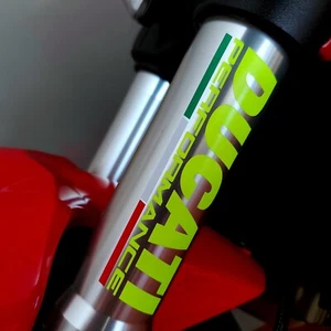 ADESIVO DUCATI PERFORMANCE GIALLO FLUO PER FORCELLE 14 CM. PRESPAZIATO. TOP! - Foto 1 di 7