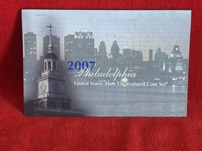 2007 Uncirculated Coin Set U.S Mint Philadelphia Cert of Auth - Image 1 of 4
