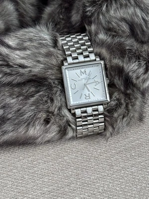 Reloj Mujer MARC JACOBS, Cuadrado, Acero Inoxidable Foto 1 de 4