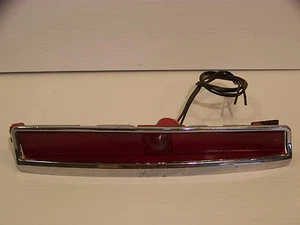 75 76 Cadillac 1974 derecha marcador rojo luz de esquina #5948208 Fleetwood - Imagen 1 de 3