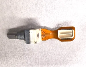 Motorola OEM O5 Panel Volume Knob  Cable Assembly --8464072H01-B - Picture 1 of 2