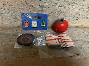 Disneys Schneewittchen 2025 KONVOLUT: Alamo Drafthouse Pin Set, kompakt + mehr NEU - Bild 1 von 7
