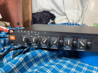 Rete crossover JBL M553 funzionante confermata - Immagine 1 di 4