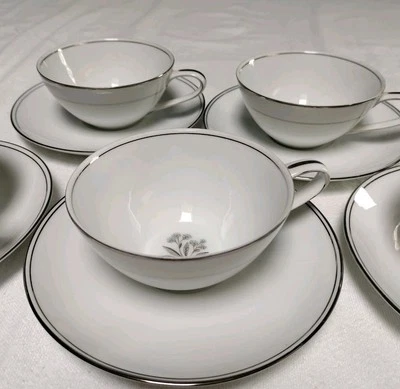 Noritake China Bessie 5 tazas y 6 platillos - flor azul  - Imagen 1 de 4