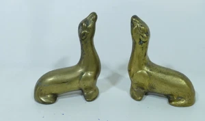 Lot of 2 Small Brass Seal or Sea Lion Figurines Statue Paperweight pair - Picture 1 of 17
