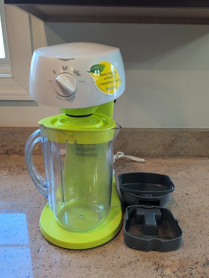 Tetera helada eléctrica por goteo WEST BEND con jarra 2,75 cuartos de galón Probado, 68305T Foto 1 de 4