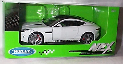 Welly Diecast 1:24 Jaguar F type Coupe in White Opening parts New in Box - Image 1 of 2