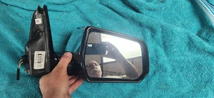 18 19 20 21 Chevrolet Traverse RH Passenger Power Door Mirror OEM CHROME BLACK - Picture 1 of 3