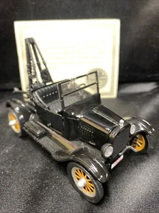 National Motor Museum Mint 1923 Ford Model T Tow Truck - Picture 1 of 9