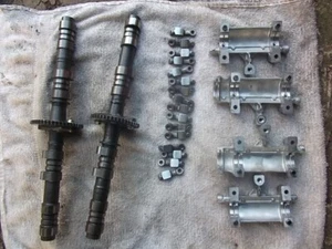 HONDA CBR1000 F Pair of camshafts with 16 followers and 4 caps - Picture 1 of 9