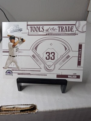 2005 Playoff Absolute 129/250 - Tools of the Trade - Vermelho #TT-19 Larry Walker - Imagem 1 de 2