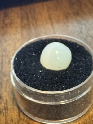 5 CTs .100% Natural Rainbow Moonstone Fancy Cabochon Gemstone - Image 1 of 3