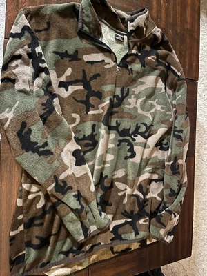 Pullover polar camuflaje cremallera 1/4 Hurley 2XL para hombre Foto 1 de 4