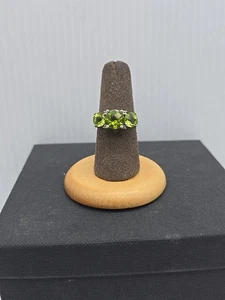 Ring Sterlingsilber und grüner Peridot Größe 7 - Bild 1 von 8