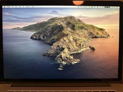 Apple MacBook Pro, 15.4 Zoll Retina Display, 1TB SSD, 2.8 GHz Quad-Core Intel i7 - Bild 1 von 4