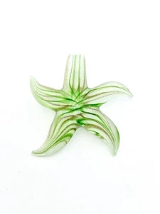Colgante estrella de mar con incrustaciones de vidrio de arte de murano con lazo de fianza - Imagen 1 de 1