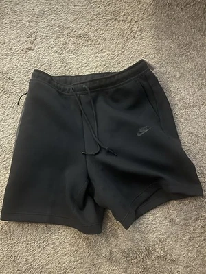 Nike Sportswear Tech Fleece Shorts Training Black Mens FB8171-010 Size XL - Image 1 of 4