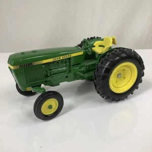 John Deere 2440 ERTL 1/16 Utility Tractor 8 inch Farm Toy Die-Cast - Picture 1 of 4
