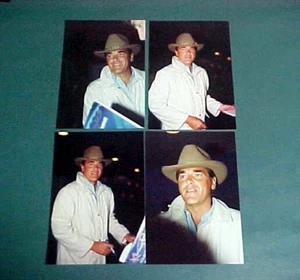 4 Chuck Woolery Casual Candid Signing Autographs 4" x 6" Color Photos Game Shows - Picture 1 of 1